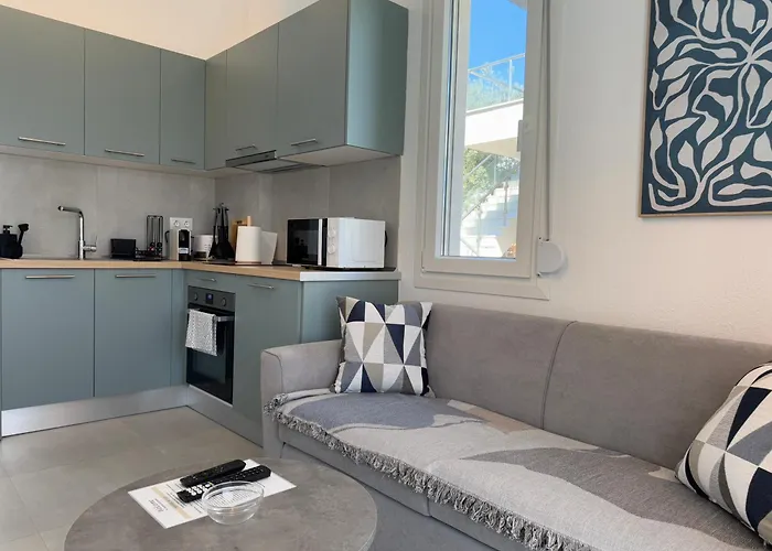 Charisma Apartment *